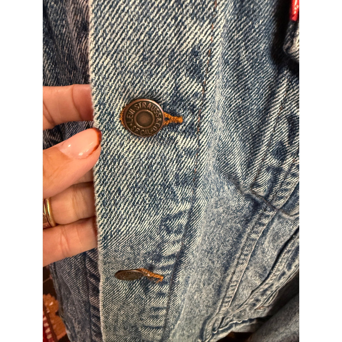 Vintage Levi's 70507-4813 Denim Jacket Size L PTP 23"