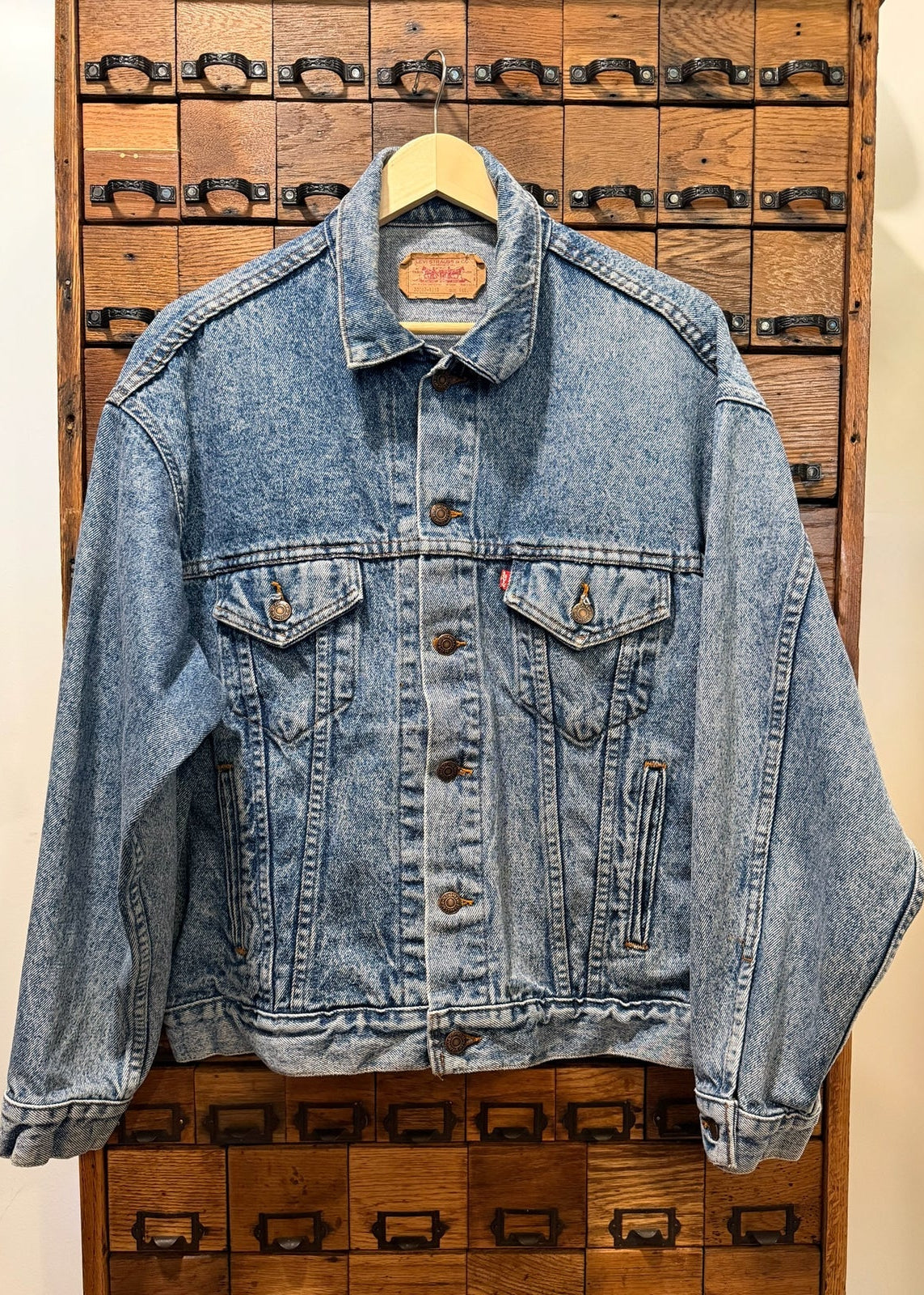 Vintage Levi's 70507-4813 Denim Jacket Size L PTP 23"