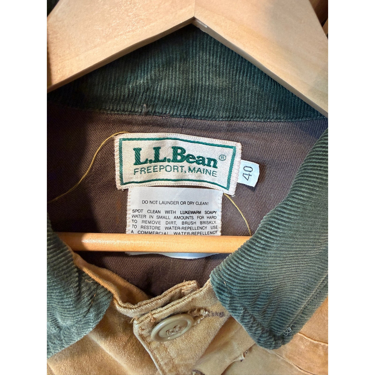Vintage L.L.Bean Field Jacket Distressed Canvas Size 40 PTP 23 Fits like Large