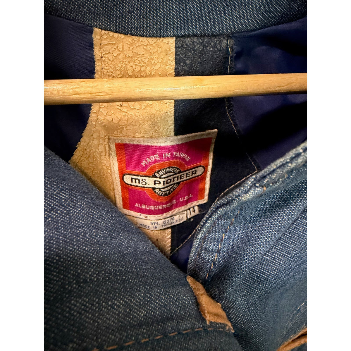 Vintage Ms. Pioneer Western Denim Jacket Size 14 - Fits Like a M/L PTP 21