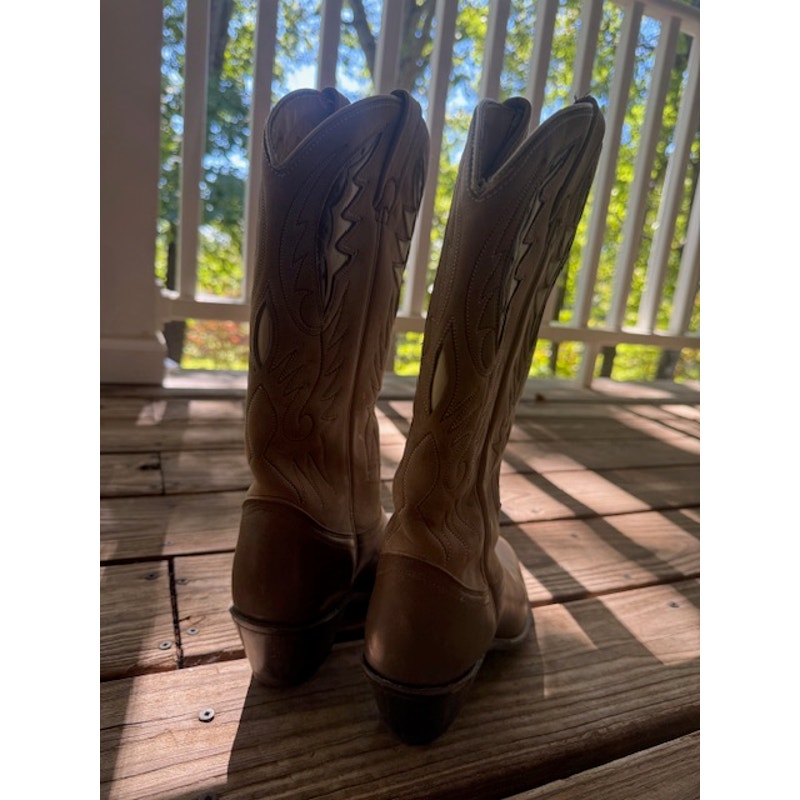 Vintage Acme Brown and Tan Cowboy Boots Size 7