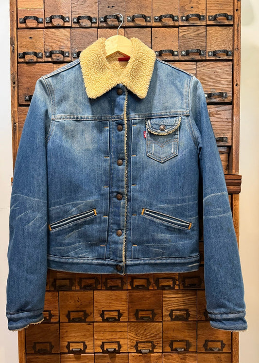 Vintage Levi's Sherpa Jean Jacket Jr. Medium PTP 19