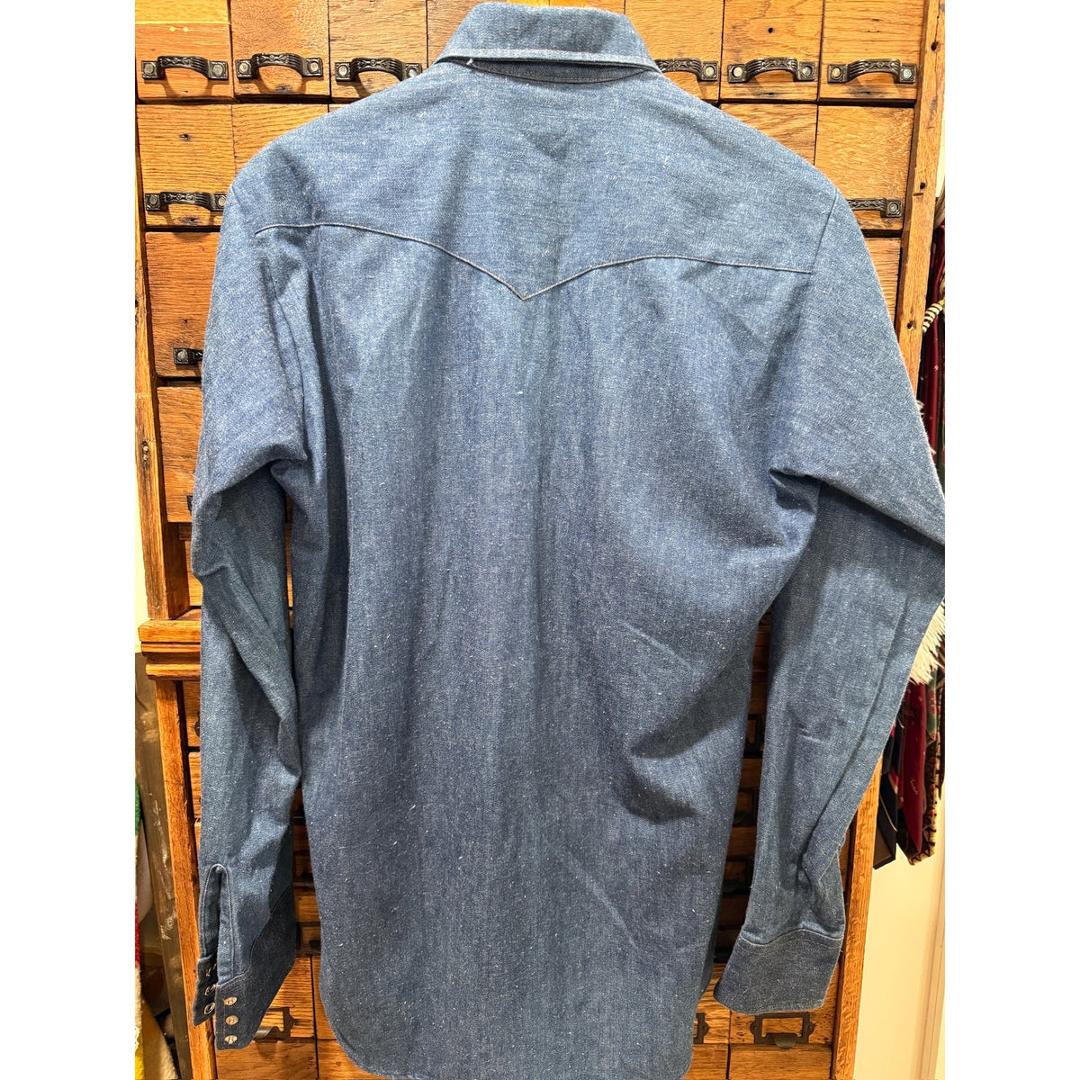 Vintage 70's Walker's Denim Pearl Snap Western Shirt Medium Tall - PTP 21"