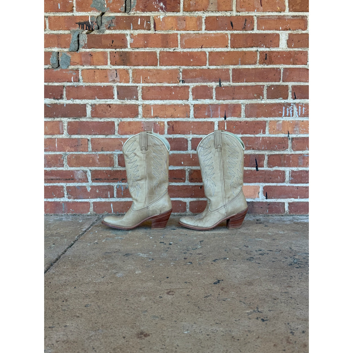 Vintage Dingo Boots Size 7