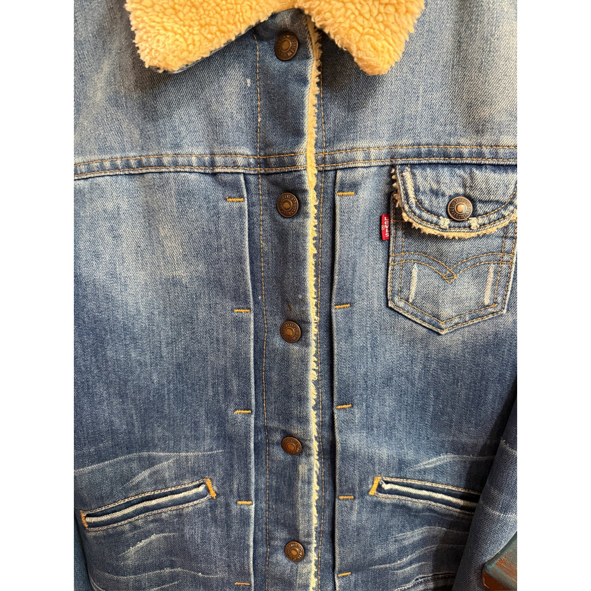 Vintage Levi's Sherpa Jean Jacket Jr. Medium PTP 19