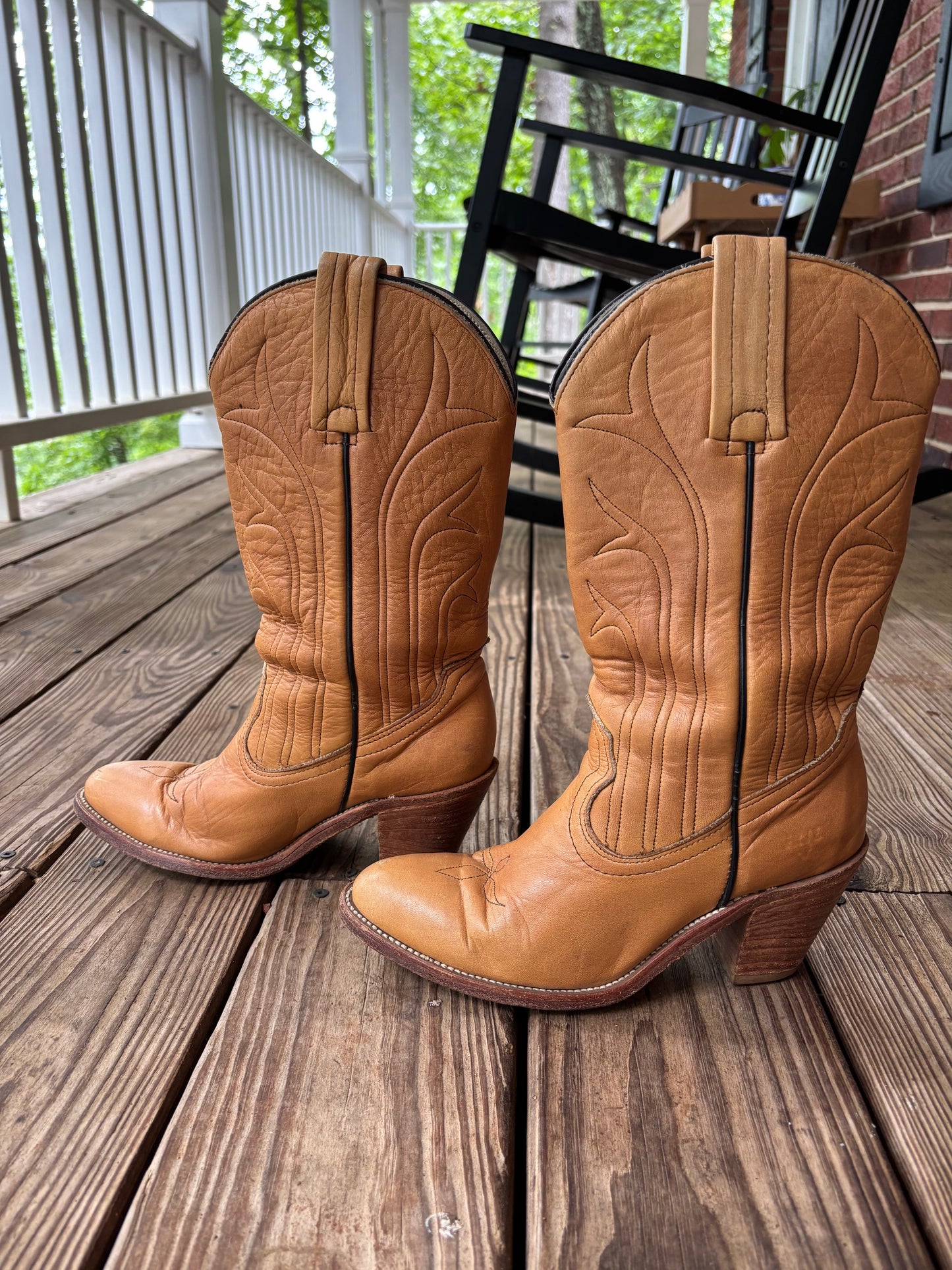 Vintage Frye Tan Western Boots Size 8 - Cowboy Cowgirl  Boots