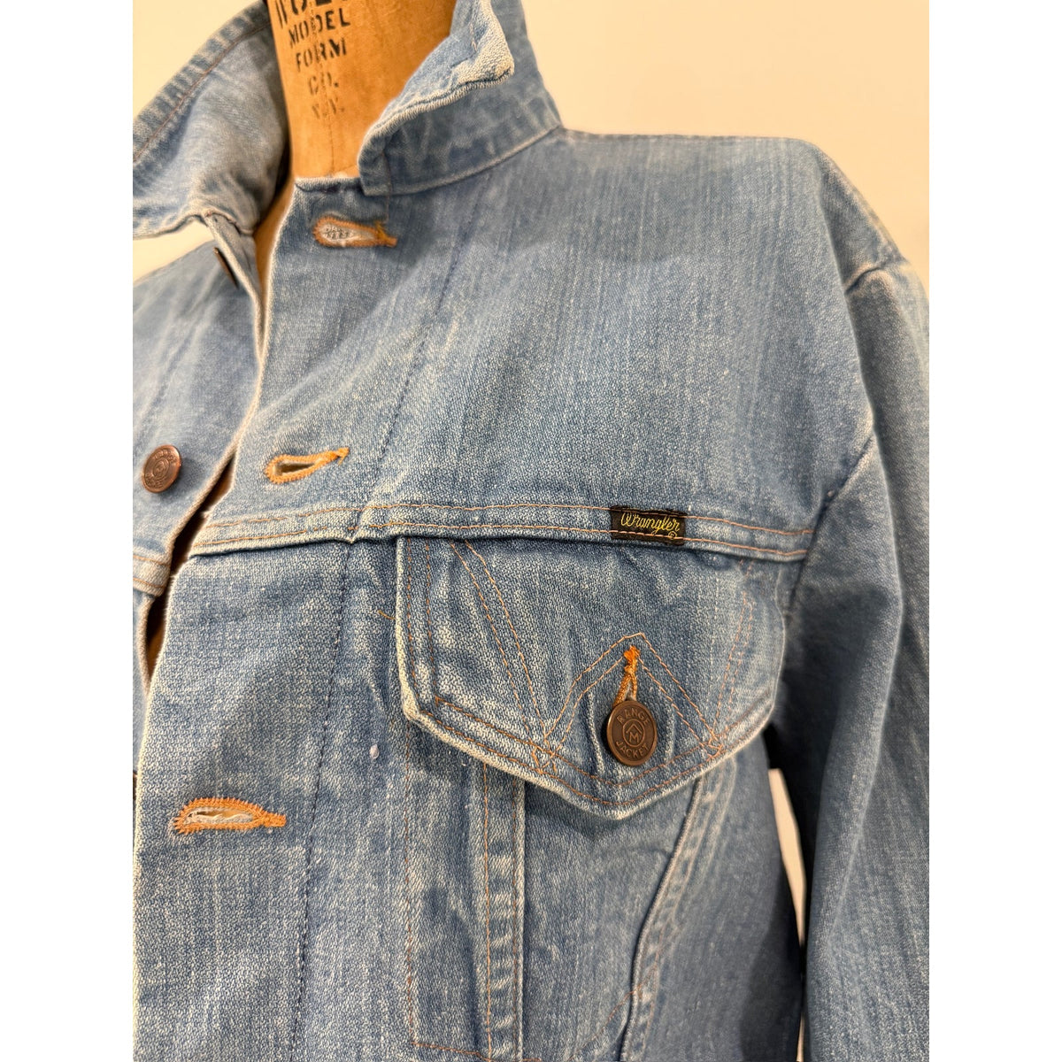 Vintage Wrangler Denim Range Jacket Size Approx Large - PTP 21"