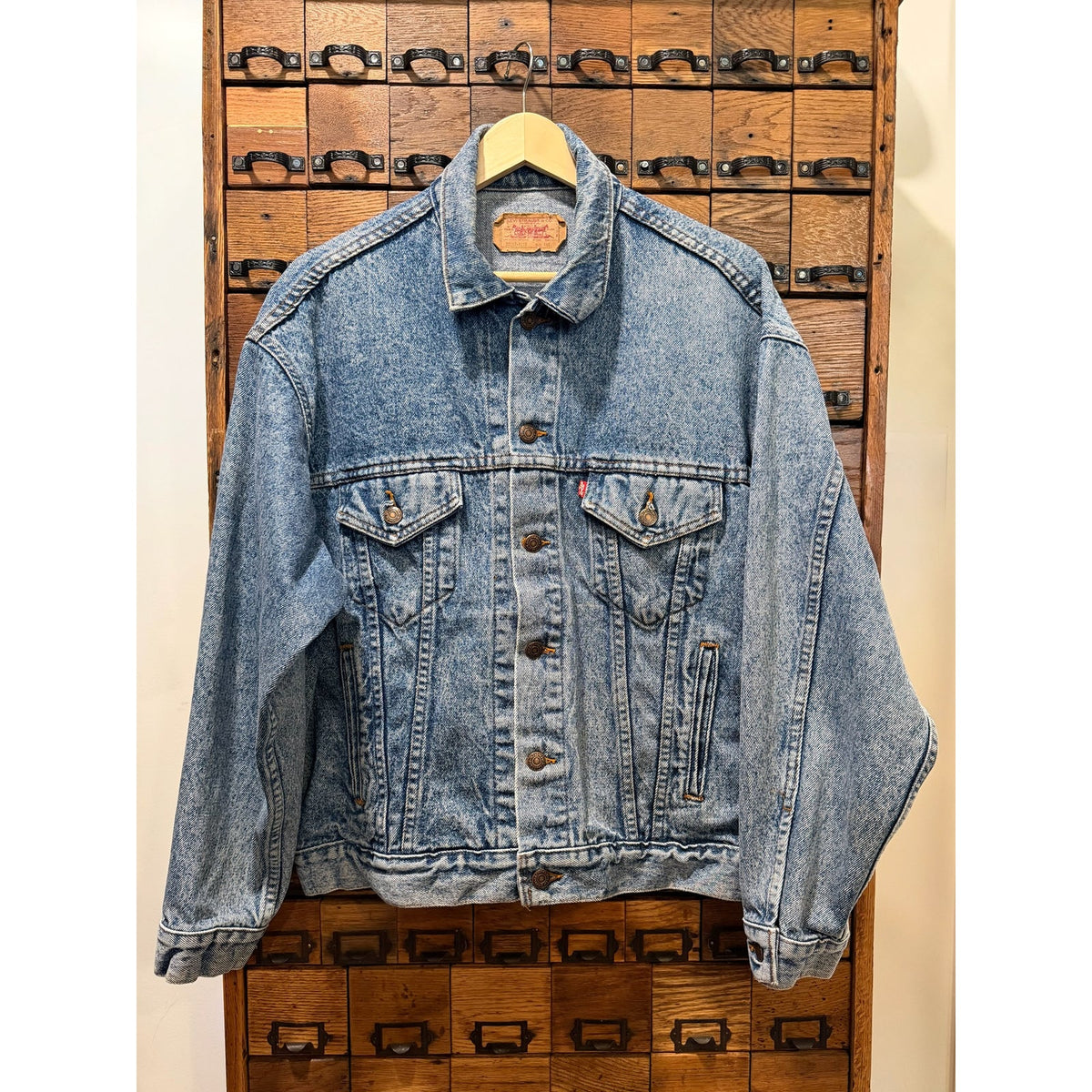 Vintage Levi's 70507-4813 Denim Jacket Size L PTP 23"