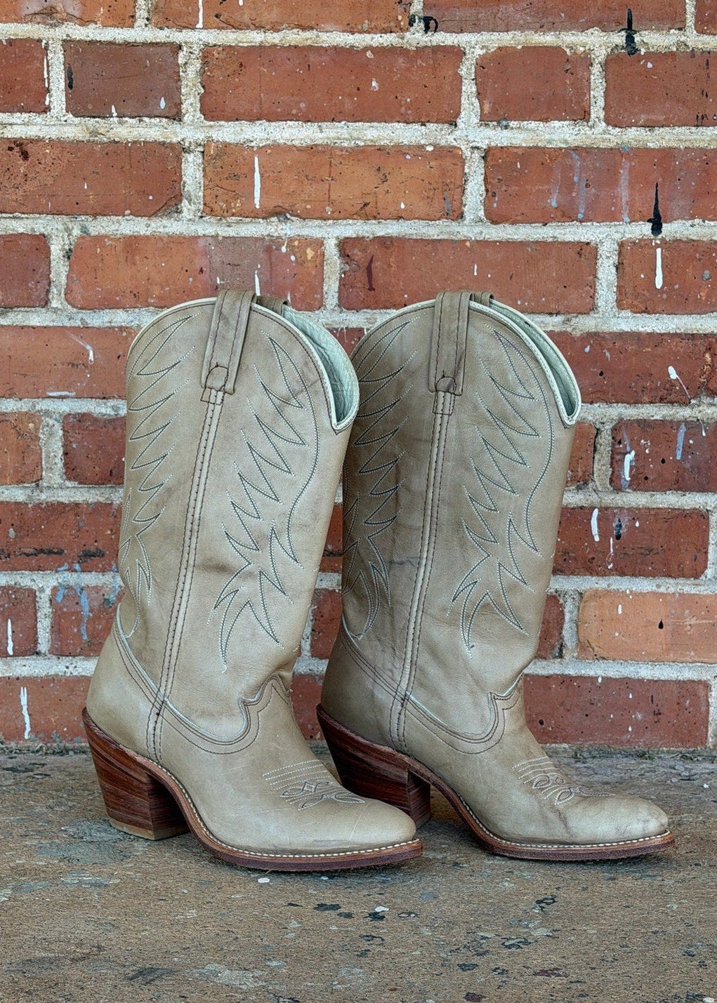 Vintage Dingo Boots Size 7