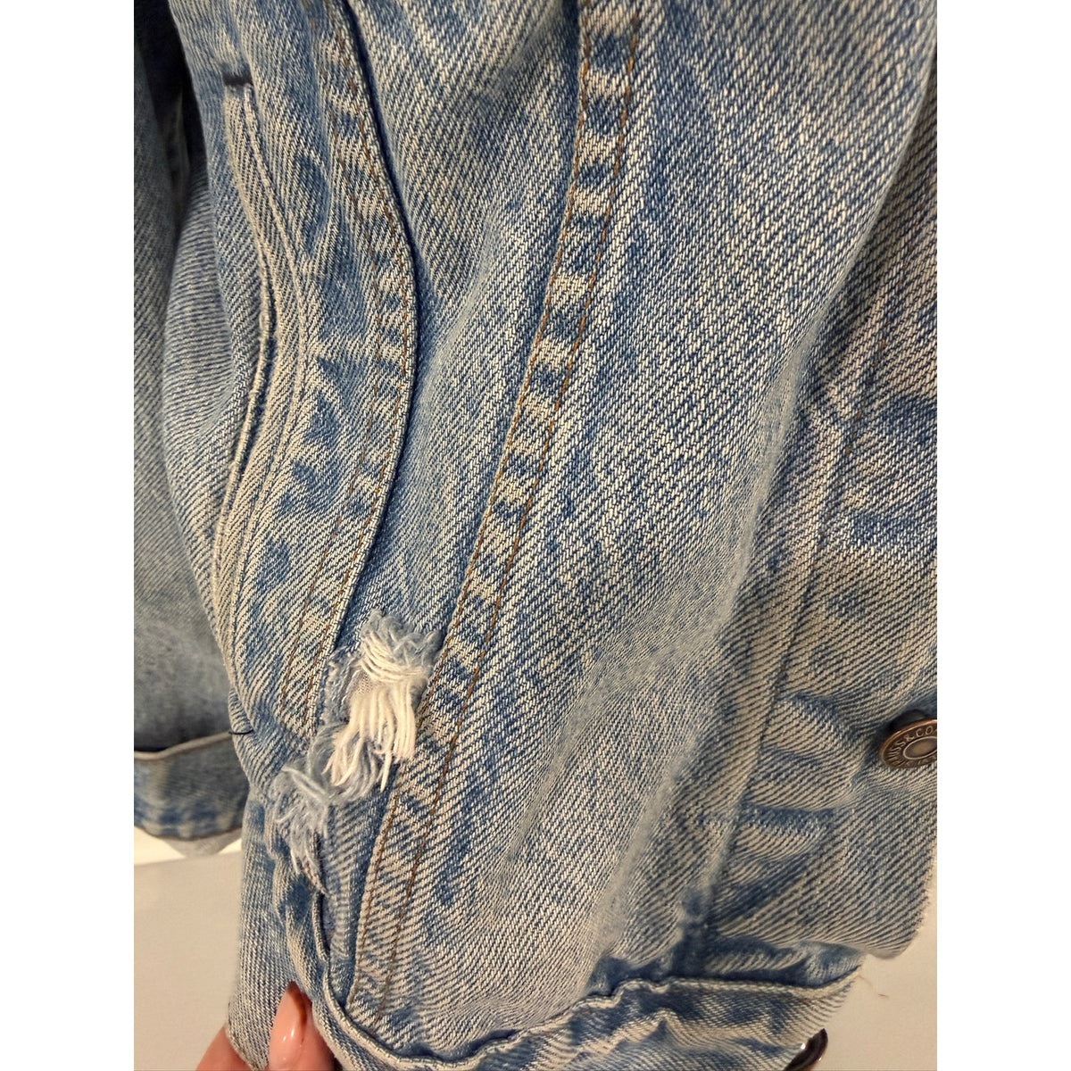 Vintage Levi's Denim Jacket Approx Size L PTP 22